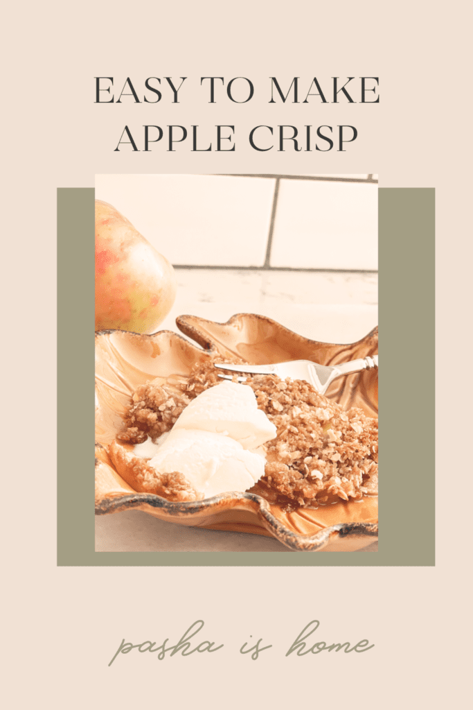 A perfect and easy fall apple crisp recipe. Top apples with a brown sugar and oats topping and ice cream for a delicious fall treat! Perfect for a fall dinner party. 

#applerecipes #fallrecipes #fallbaking #baking #recipes #appletreats #easyapplerecipes