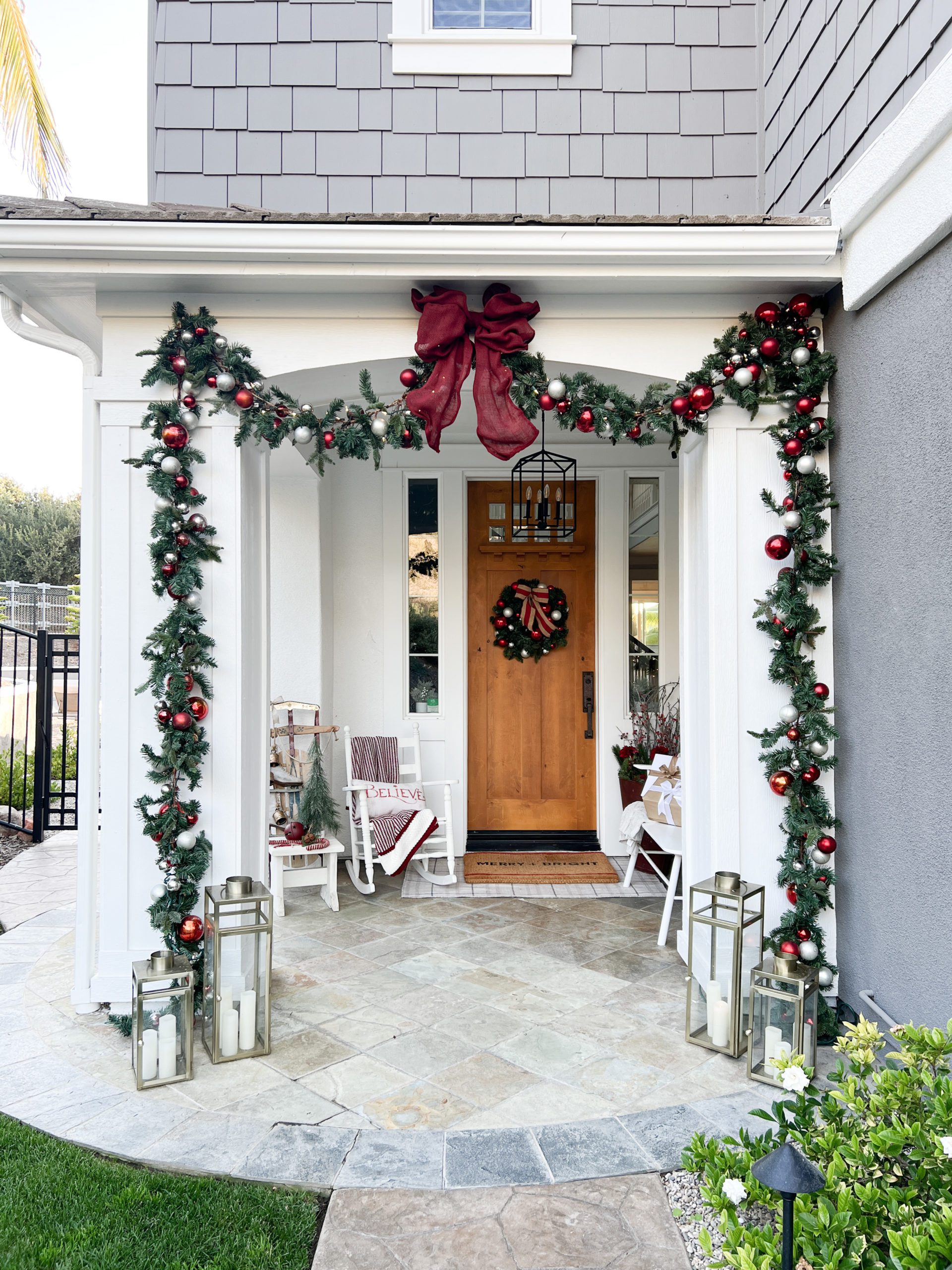 How to Make your Home Festive - A Classy Christmas Home Tour