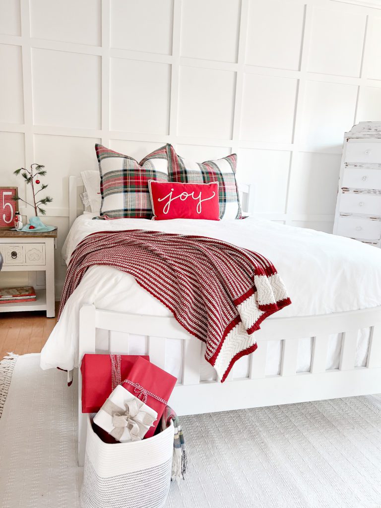 Inspiration to add festive Christmas decor in the bedroom.  Ideas include Christmas trees, pillows, throws, decor, Christmas cards and books!  So many ways to make your bedroom full of joy for the holiday!

#christmasinspo #christmasdecor #christmas #bedroominspo 