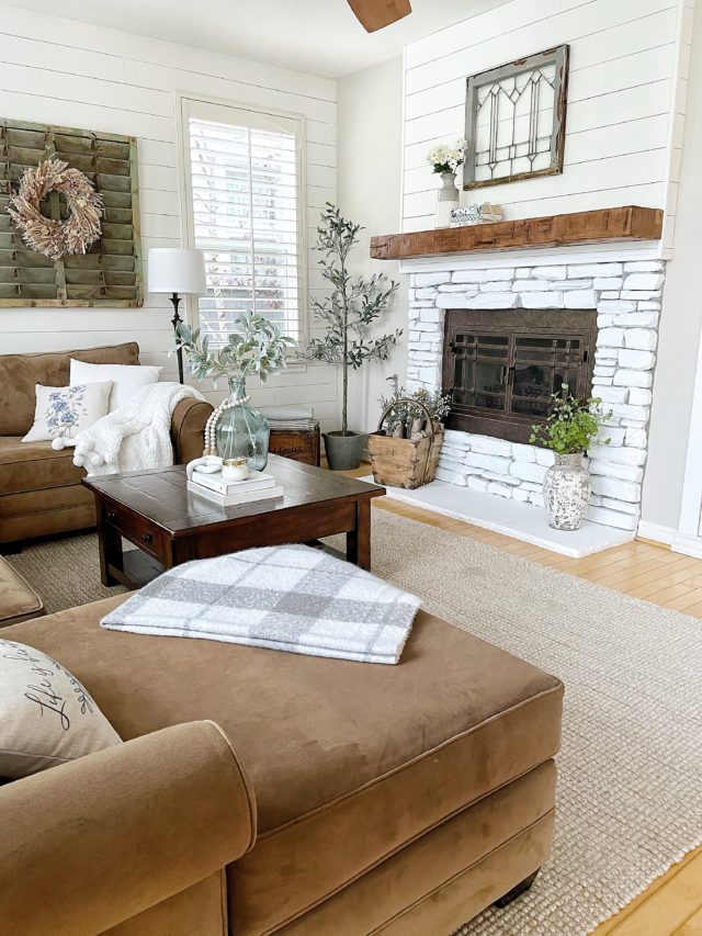 How To Update A Fireplace Hearth And Mantel - Pasha Is Home