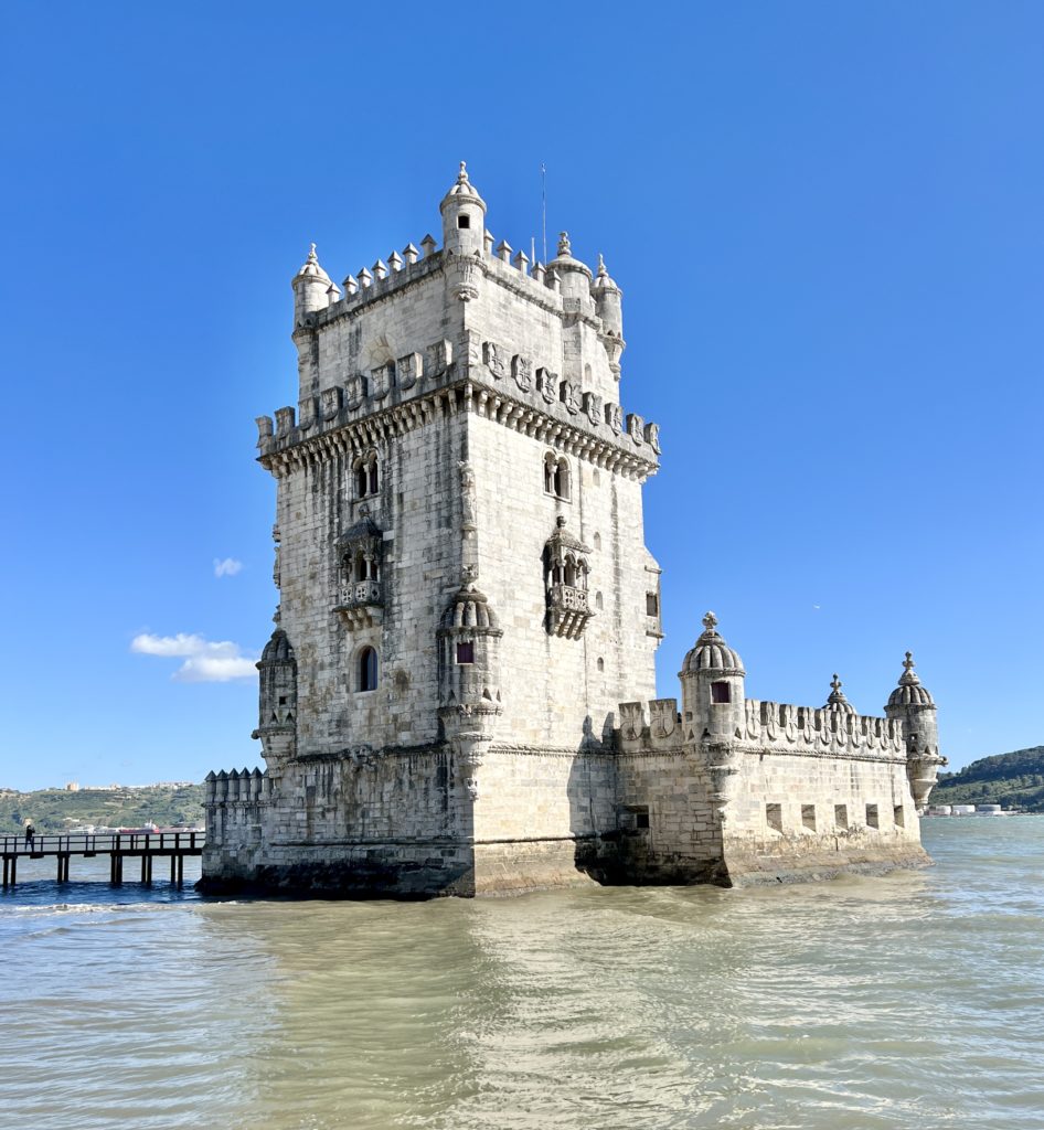 The ideal 3 days in Lisbon, Portugal itinerary | What to do in Lisbon, Portugal | Where to stay in Lisbon, Portugal | Where to eat in Lisbon, Portugal | Lisbon Travel Guide | Lisbon Top Things to Do | Best place to stay in Lisbon, Portugal | What to wear in Portugal in April

#Lisbonportugal #portugal #lisbon #traveleurope