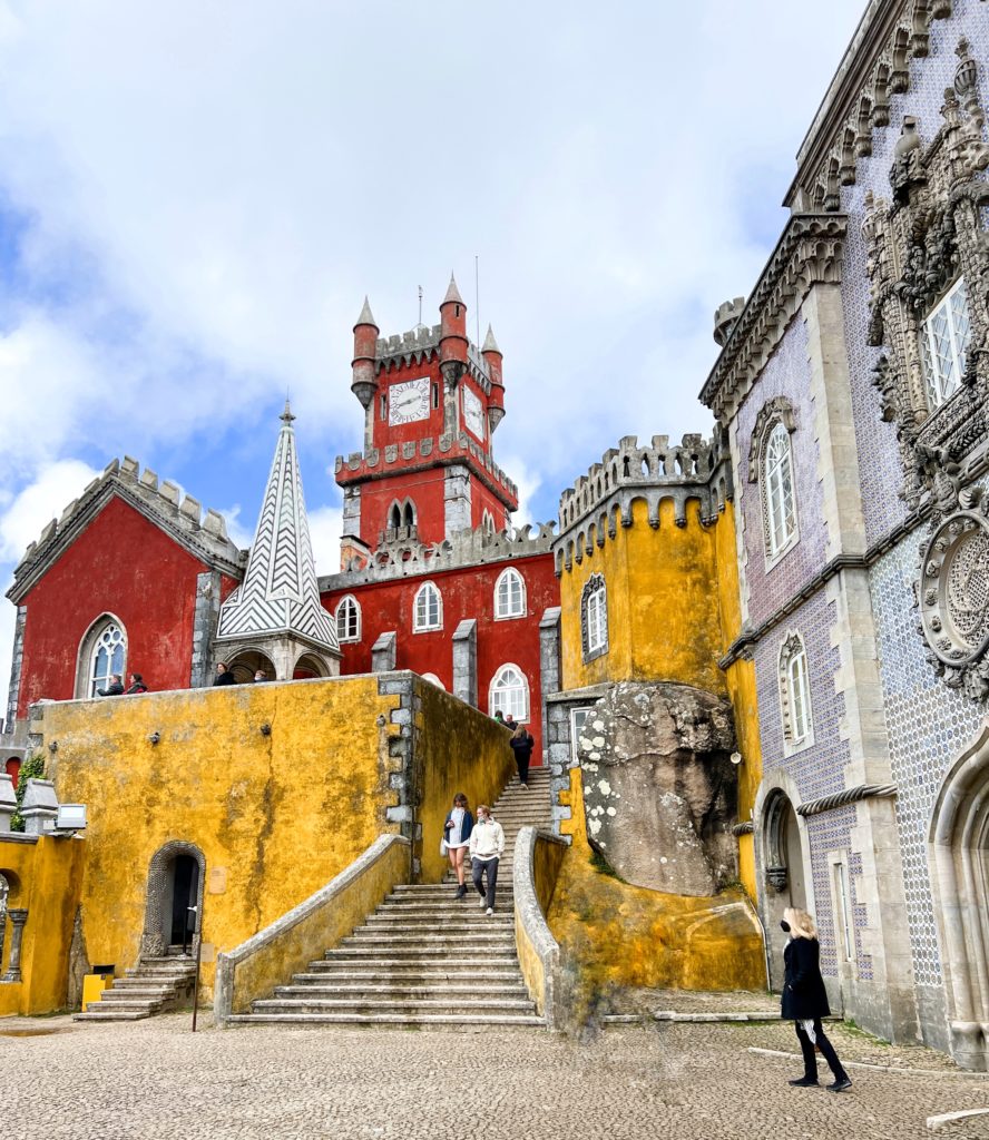 Plan an epic day trip to Sintra, Portugal | What to do in Sintra Portugal | Best place to eat in Sintra Portugal | How to get around Sintra Portugal | How to get to Sintra Portugal | Day trips from Lisbon Portugal | Where to eat in Sintra Portugal 

#Portugal #TravelPortugal #Europeantravel 