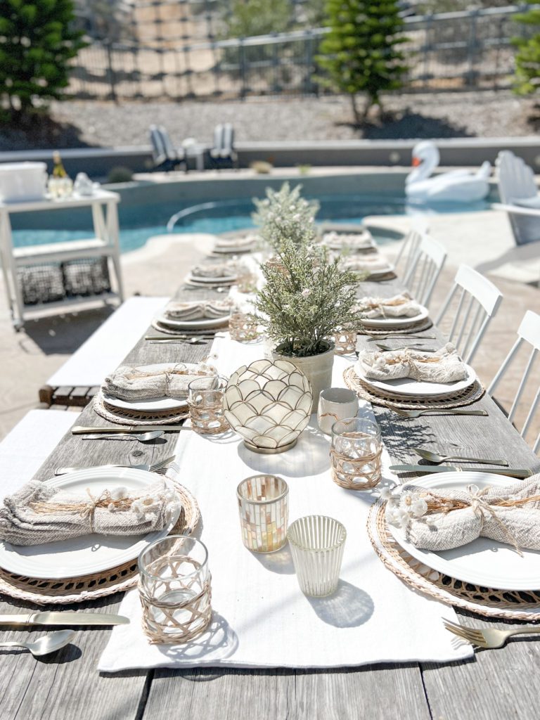 A simple and fresh outdoor summer tablescape | outdoor entertaining in the summer | Summer dining | Summer table | Backyard entertaining | Outdoor table decor | Outdoor summer dinner party | Summer entertaining | Outdoor table | Backyard inspiration | Backyard ideas | Swimming pool | Dining by the swimming pool | Outdoor dining ideas 

#backyarddining #backyardinspiration #summertabledecor #summerdining