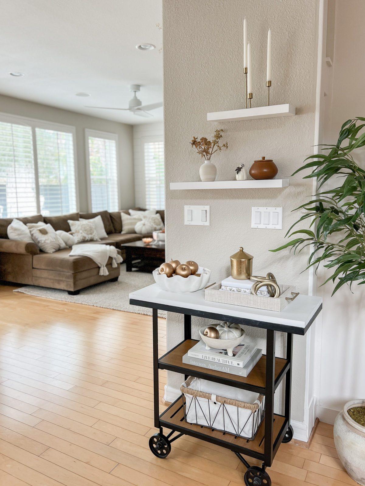 Simple Ideas For A Cozy Fall Family Room Pasha is Home