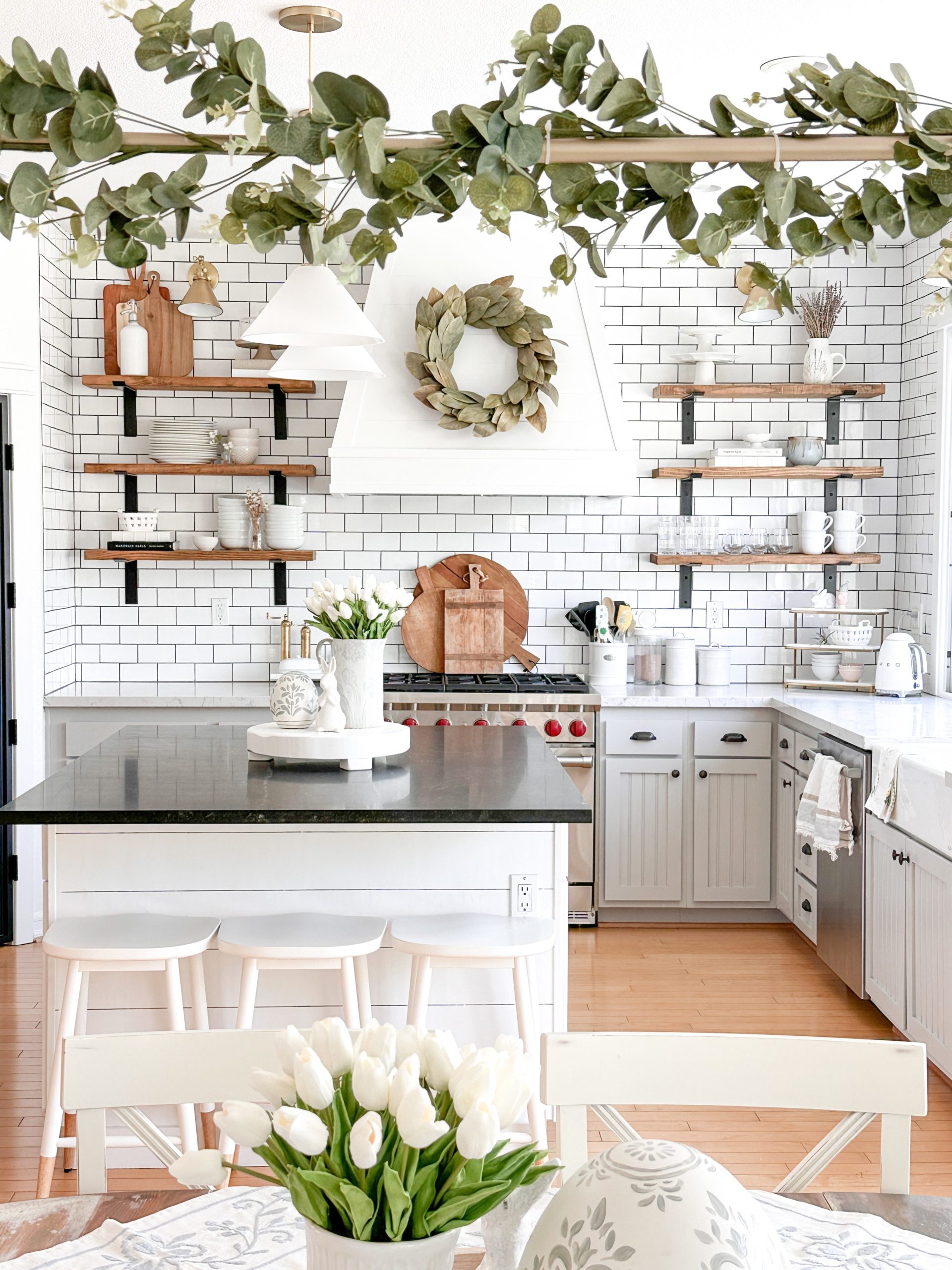 15 Kitchen Decorating Posts You Need to Read - Pasha is Home