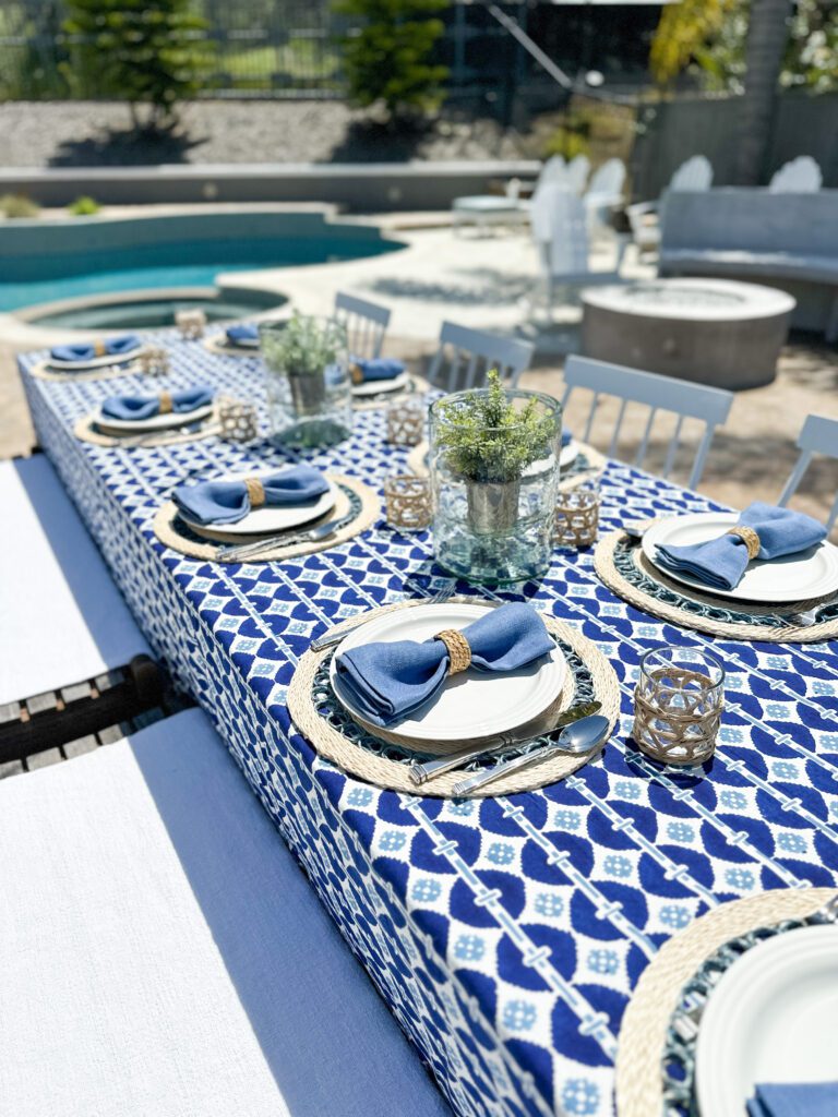 effortless Father's Day table ideas | Blue table linens | Neutral wrapped tumblers | Bright table ideas | summer tablescapes | outdoor summer dining | Father's Day gathering ideas 
