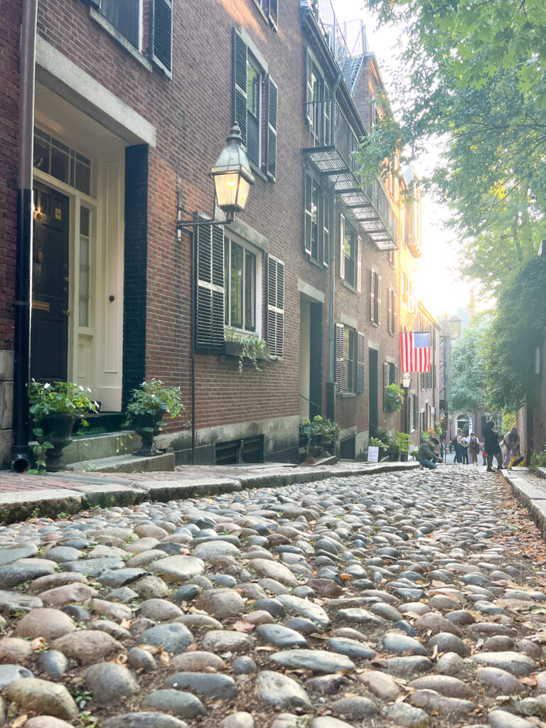 Top things to see and do in Boston, Massachusetts | What to do in Boston | Top ten things to do in Boston | Best things to see in Boston | Boston Freedom Trail | Touring Fenway Ballpark | Best day trips from Boston | Fall foliage in Boston | Visiting JFK Library in Boston | Visiting Harvard University and MIT in Boston