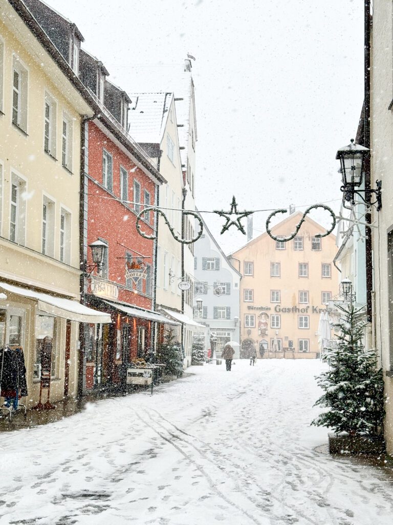 A Winter Day Trip Guide to Neuschwanstein Castle and Füssen Germany | Everything you need to know for a day trip to Neuschwanstein Castle and Fussen | Best day trips from Munich | How to do a day trip from Munich to Neuschwanstein Castle | How much time to spend in Fussen Germany | A snowy winter visit to Neuschwanstein Castle and Fussen in Bavaria Germany 