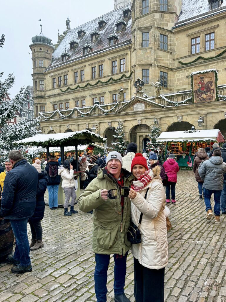 The Ultimate Guide for a Christmas time day trip to Rothenburg ob der Tauber from Nuremberg in Germany | How to do a day trip to the Rothenburg ob der Tauber christmas market | When is the Rothenburg ob der Tauber Christmas market | Best day trips from Nuremberg | What to do in Rothenburg ob der Tauber in December 