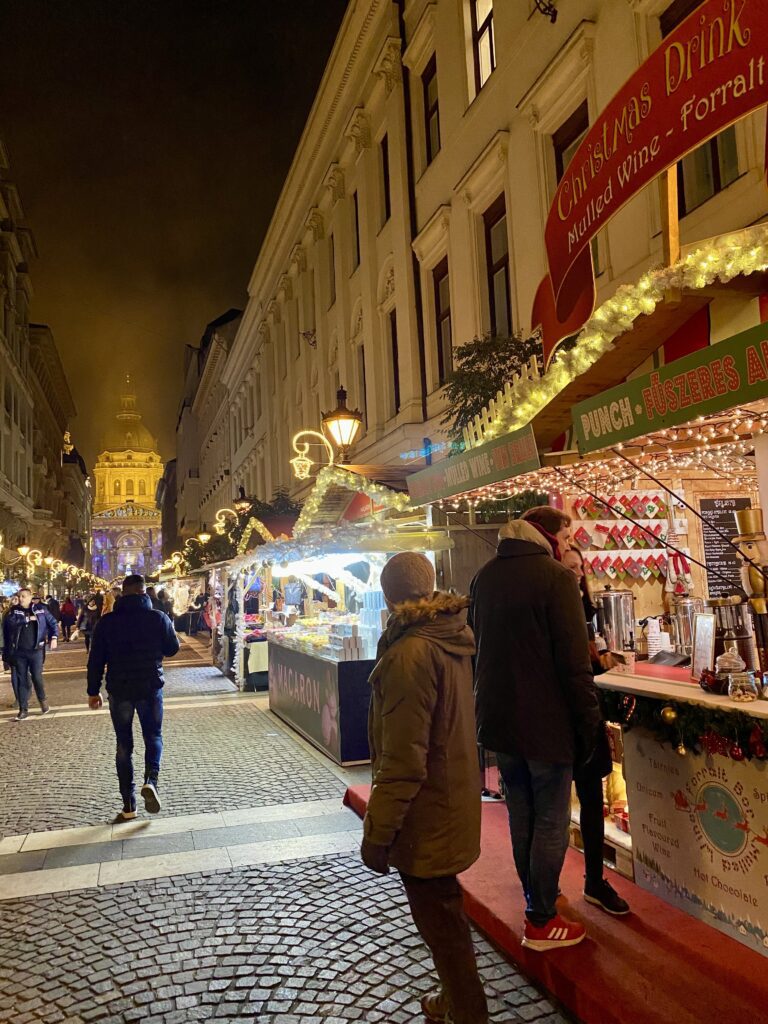 Top things to do in Budapest at Christmas time | Best things to see and do in Budapest at Christmas | Budapest Christmas markets | Eastern European Christmas market travel guide | Budapest Christmas market travel guide | Two day itinerary for Budapest at Christmas time | What to do in Budapest Hungary