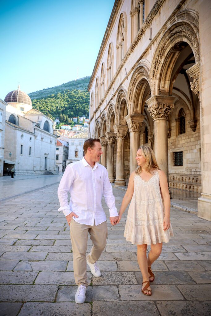 Travel guide for Dubrovnik, Croatia | How to plan two days in Dubrovnik Croatia | Two day itinerary for Dubrovnik | What to do in Dubrovnik | Best hotels in Dubrovnik | Best places to eat in Dubrovnik | Top things to see in Dubrovnik | How to plan a two day trip to Dubrovnik | Do you need a car in Dubrovnik | How to get to Dubrovnik | Old town walls of Dubrovnik | Flytographer in Croatia | Dubrovnik marathon | Fort in Dubrovnik