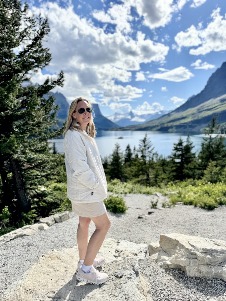 Best things to see and do in Glacier National Park | Best moderate hikes in Glacier National Park | Things to do in Glacier National Park if you are over 50 years old | What to do in Glacier National Park if you are older | How to plan the perfect Glacier National Park itinerary | Red Bus tour in Glacier National Park | How to spend a week in Glacier National Park | Glacier National Park 7 day itinerary | Glacier National Park travel tips 