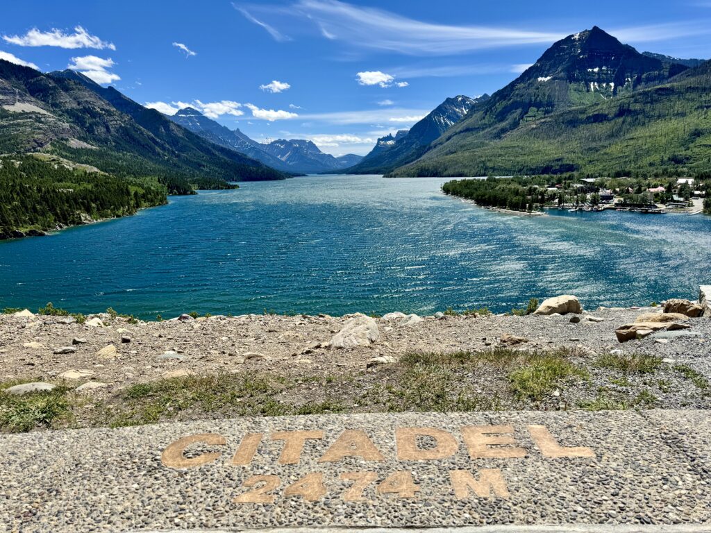 Best things to see and do in Glacier National Park | Best moderate hikes in Glacier National Park | Things to do in Glacier National Park if you are over 50 years old | What to do in Glacier National Park if you are older | How to plan the perfect Glacier National Park itinerary | Red Bus tour in Glacier National Park | How to spend a week in Glacier National Park | Glacier National Park 7 day itinerary | Glacier National Park travel tips 