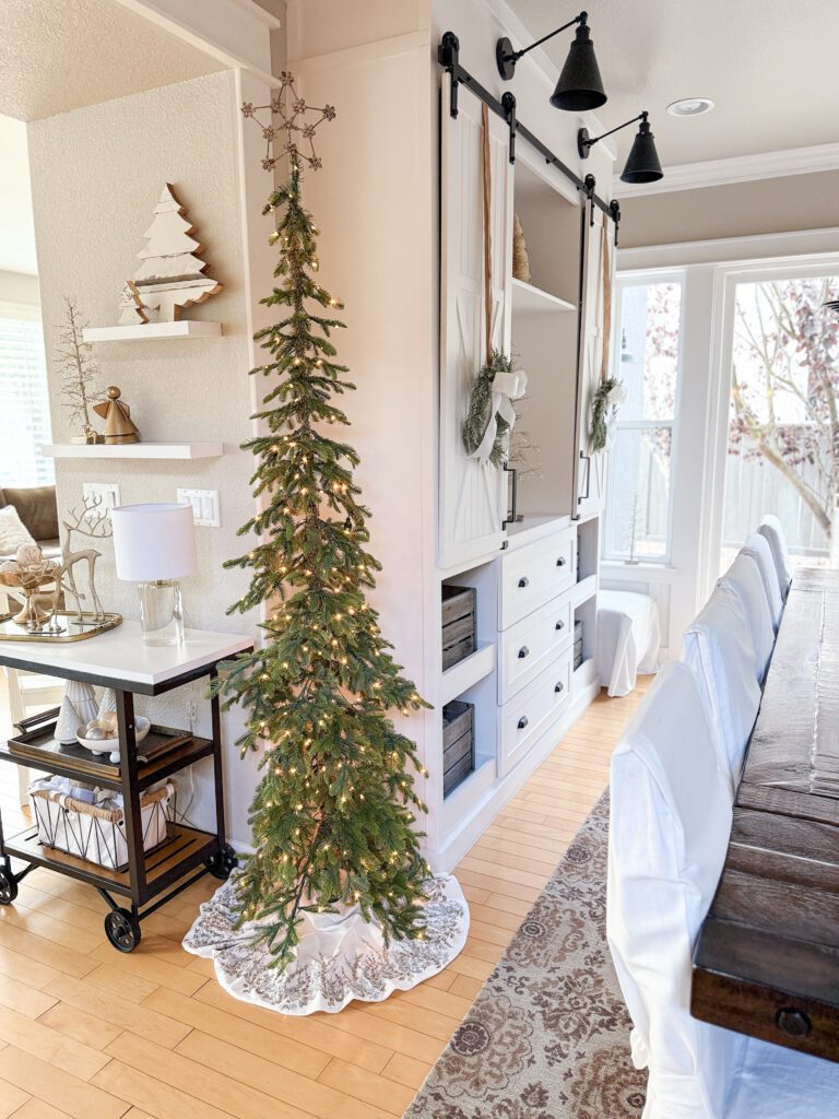 A timeless and classy Christmas home tour | How to decorate your home with classy decor for Christmas | Timeless holiday decor for your home | Skinny trees and gold candleholders in your Christmas decor 