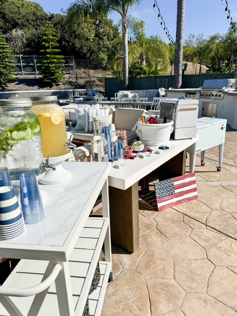 Simple and Easy 4th of July party ideas | How to throw a 4th of July party | An easy Fourth of July party | Tips for a 4th of July party preparation | 4th of July party ideas