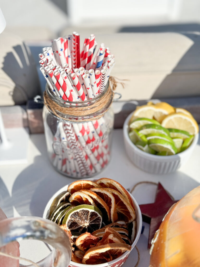 Simple and Easy 4th of July party ideas | How to throw a 4th of July party | An easy Fourth of July party | Tips for a 4th of July party preparation | 4th of July party ideas