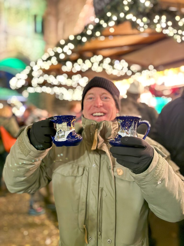 Best Cologne Germany Christmas market travel guide | Where to stay in Cologne for the Christmas markets | 5 star hotels in Cologne | Best hotels in Cologne | Christmas markets in Cologne | When do the Christmas markets in Cologne open? | How many days do I need to see the Cologne Christmas markets? | How many Christmas markets are in Cologne | What to do in Cologne besides the Christmas markets | Best day trips from Cologne at Christmas time | Commonly asked questions for visiting the Cologne Christmas markets | How to get to Cologne in December | What to wear in Cologne in December