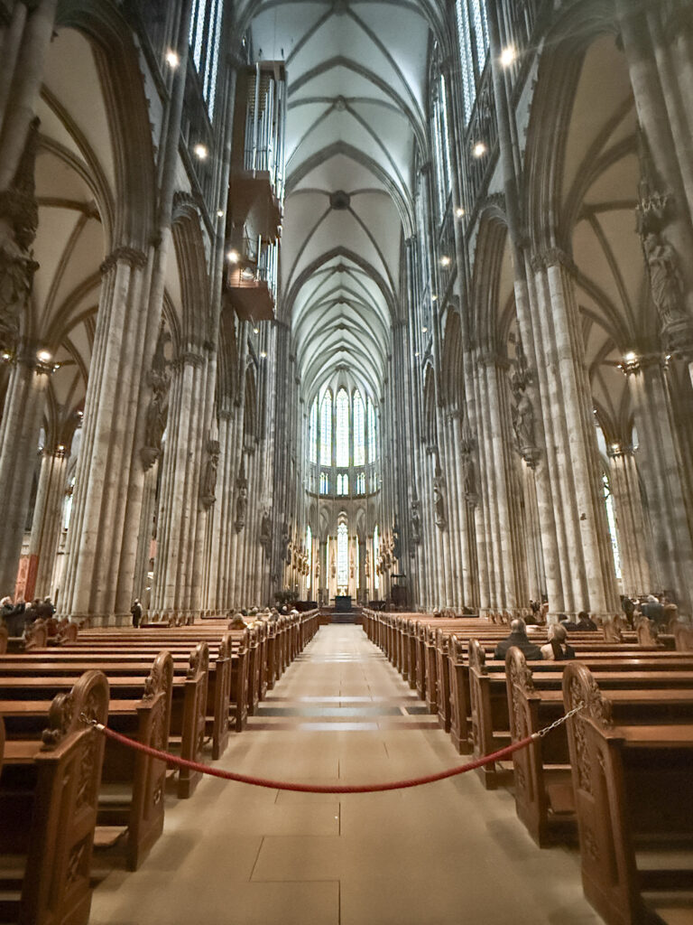 Best Cologne Germany Christmas market travel guide | Where to stay in Cologne for the Christmas markets | 5 star hotels in Cologne | Best hotels in Cologne | Christmas markets in Cologne | When do the Christmas markets in Cologne open? | How many days do I need to see the Cologne Christmas markets? | How many Christmas markets are in Cologne | What to do in Cologne besides the Christmas markets | Best day trips from Cologne at Christmas time | Commonly asked questions for visiting the Cologne Christmas markets | How to get to Cologne in December | What to wear in Cologne in December