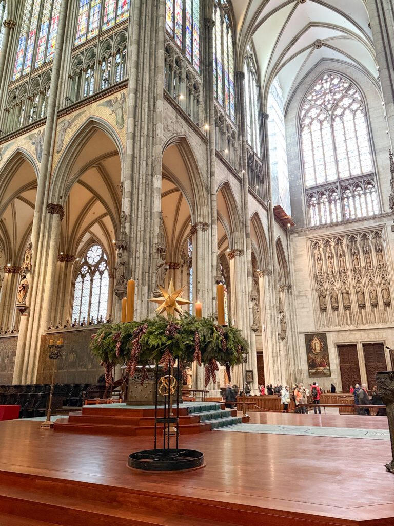 Best Cologne Germany Christmas market travel guide | Where to stay in Cologne for the Christmas markets | 5 star hotels in Cologne | Best hotels in Cologne | Christmas markets in Cologne | When do the Christmas markets in Cologne open? | How many days do I need to see the Cologne Christmas markets? | How many Christmas markets are in Cologne | What to do in Cologne besides the Christmas markets | Best day trips from Cologne at Christmas time | Commonly asked questions for visiting the Cologne Christmas markets | How to get to Cologne in December | What to wear in Cologne in December