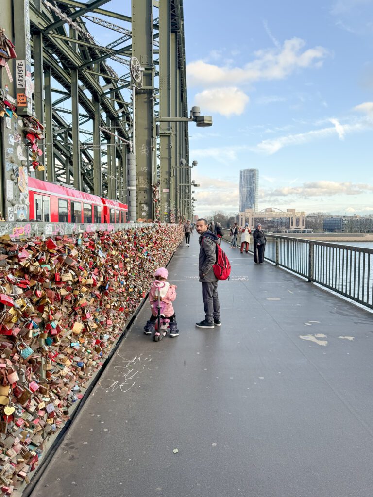 Best Cologne Germany Christmas market travel guide | Where to stay in Cologne for the Christmas markets | 5 star hotels in Cologne | Best hotels in Cologne | Christmas markets in Cologne | When do the Christmas markets in Cologne open? | How many days do I need to see the Cologne Christmas markets? | How many Christmas markets are in Cologne | What to do in Cologne besides the Christmas markets | Best day trips from Cologne at Christmas time | Commonly asked questions for visiting the Cologne Christmas markets | How to get to Cologne in December | What to wear in Cologne in December