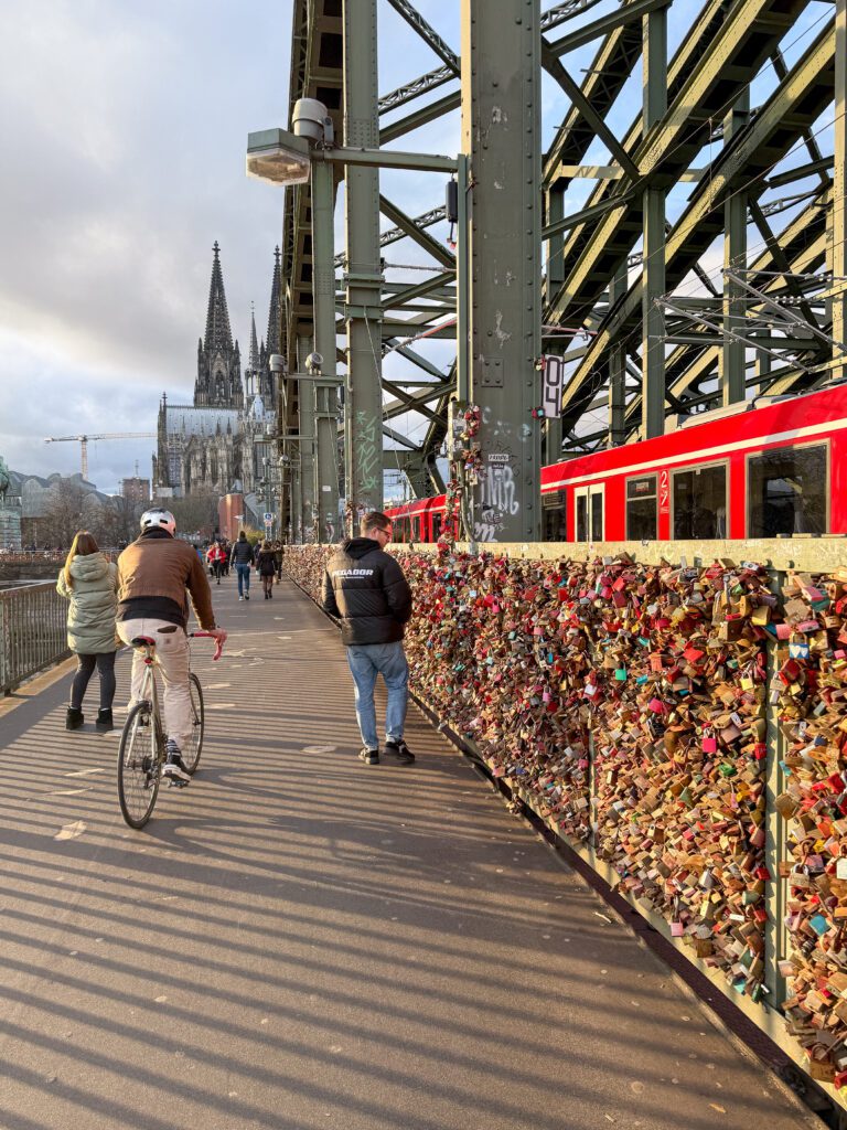 Best Cologne Germany Christmas market travel guide | Where to stay in Cologne for the Christmas markets | 5 star hotels in Cologne | Best hotels in Cologne | Christmas markets in Cologne | When do the Christmas markets in Cologne open? | How many days do I need to see the Cologne Christmas markets? | How many Christmas markets are in Cologne | What to do in Cologne besides the Christmas markets | Best day trips from Cologne at Christmas time | Commonly asked questions for visiting the Cologne Christmas markets | How to get to Cologne in December | What to wear in Cologne in December