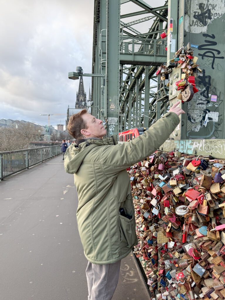 Best Cologne Germany Christmas market travel guide | Where to stay in Cologne for the Christmas markets | 5 star hotels in Cologne | Best hotels in Cologne | Christmas markets in Cologne | When do the Christmas markets in Cologne open? | How many days do I need to see the Cologne Christmas markets? | How many Christmas markets are in Cologne | What to do in Cologne besides the Christmas markets | Best day trips from Cologne at Christmas time | Commonly asked questions for visiting the Cologne Christmas markets | How to get to Cologne in December | What to wear in Cologne in December