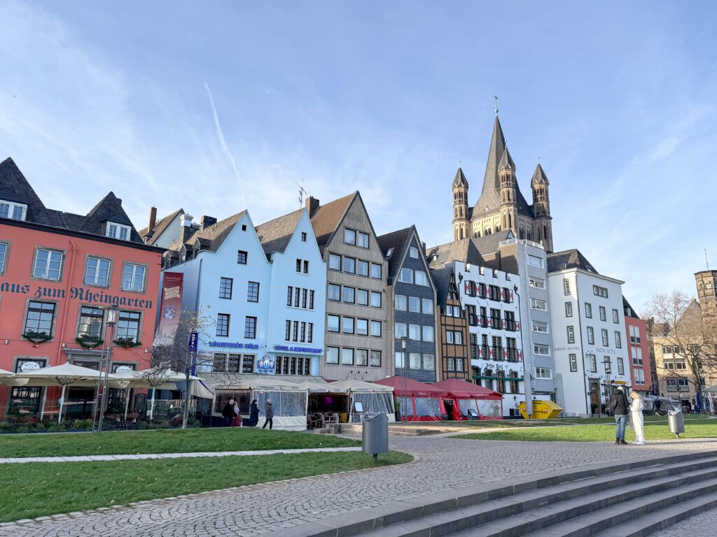 Best Cologne Germany Christmas market travel guide | Where to stay in Cologne for the Christmas markets | 5 star hotels in Cologne | Best hotels in Cologne | Christmas markets in Cologne | When do the Christmas markets in Cologne open? | How many days do I need to see the Cologne Christmas markets? | How many Christmas markets are in Cologne | What to do in Cologne besides the Christmas markets | Best day trips from Cologne at Christmas time | Commonly asked questions for visiting the Cologne Christmas markets | How to get to Cologne in December | What to wear in Cologne in December