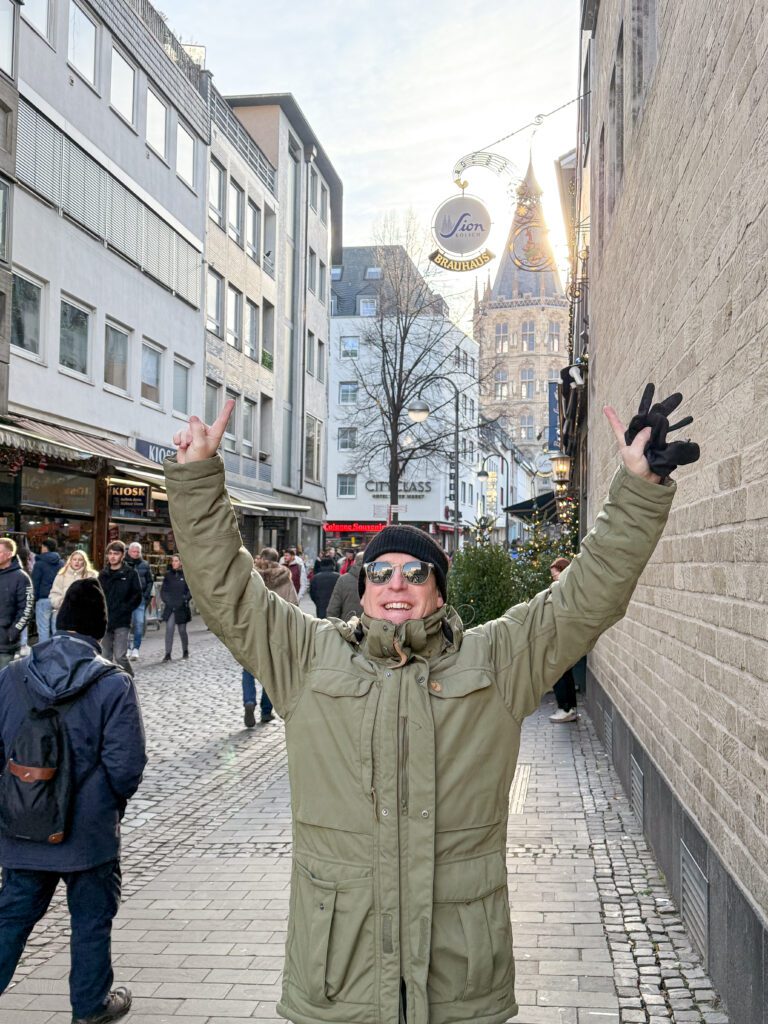 Best Cologne Germany Christmas market travel guide | Where to stay in Cologne for the Christmas markets | 5 star hotels in Cologne | Best hotels in Cologne | Christmas markets in Cologne | When do the Christmas markets in Cologne open? | How many days do I need to see the Cologne Christmas markets? | How many Christmas markets are in Cologne | What to do in Cologne besides the Christmas markets | Best day trips from Cologne at Christmas time | Commonly asked questions for visiting the Cologne Christmas markets | How to get to Cologne in December | What to wear in Cologne in December