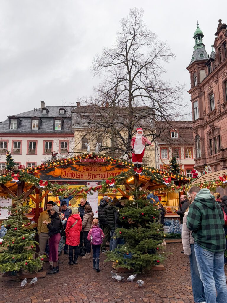 A Complete Heidelberg Germany at Christmas Time Travel Guide | Where to stay in Heidelberg | Best hotels in Heidelberg | 5 star hotels in Heidelberg | Visiting Heidelberg's Christmas Market | Where to eat in Heidelberg | Top 5 things to do in Heidelberg at Christmas Time | Visiting the Heidelberg Castle | Walking the Philosophers Way in Heidelberg | What to see in Heidelberg | How many days should I spend in Heidelberg for the Christmas Markets? | What to wear when visiting Heidelberg Christmas Markets | How to get to Heidelberg | Where else should I visit in Germany after Heidelberg? | Trains in Germany | Reviews of Hutter House - Heidelberg Suites Boutique Hotel