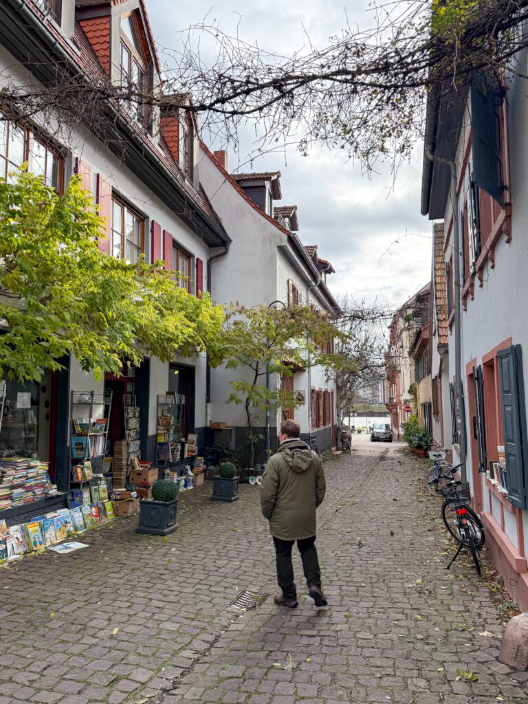 A Complete Heidelberg Germany at Christmas Time Travel Guide | Where to stay in Heidelberg | Best hotels in Heidelberg | 5 star hotels in Heidelberg | Visiting Heidelberg's Christmas Market | Where to eat in Heidelberg | Top 5 things to do in Heidelberg at Christmas Time | Visiting the Heidelberg Castle | Walking the Philosophers Way in Heidelberg | What to see in Heidelberg | How many days should I spend in Heidelberg for the Christmas Markets? | What to wear when visiting Heidelberg Christmas Markets | How to get to Heidelberg | Where else should I visit in Germany after Heidelberg? | Trains in Germany