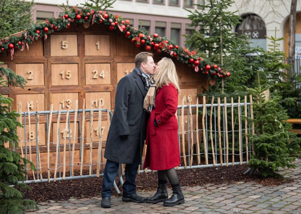 A Complete Heidelberg Germany at Christmas Time Travel Guide | Where to stay in Heidelberg | Best hotels in Heidelberg | 5 star hotels in Heidelberg | Visiting Heidelberg's Christmas Market | Where to eat in Heidelberg | Top 5 things to do in Heidelberg at Christmas Time | Visiting the Heidelberg Castle | Walking the Philosophers Way in Heidelberg | What to see in Heidelberg | How many days should I spend in Heidelberg for the Christmas Markets? | What to wear when visiting Heidelberg Christmas Markets | How to get to Heidelberg | Where else should I visit in Germany after Heidelberg? | Trains in Germany | Reviews of Hutter House - Heidelberg Suites Boutique Hotel