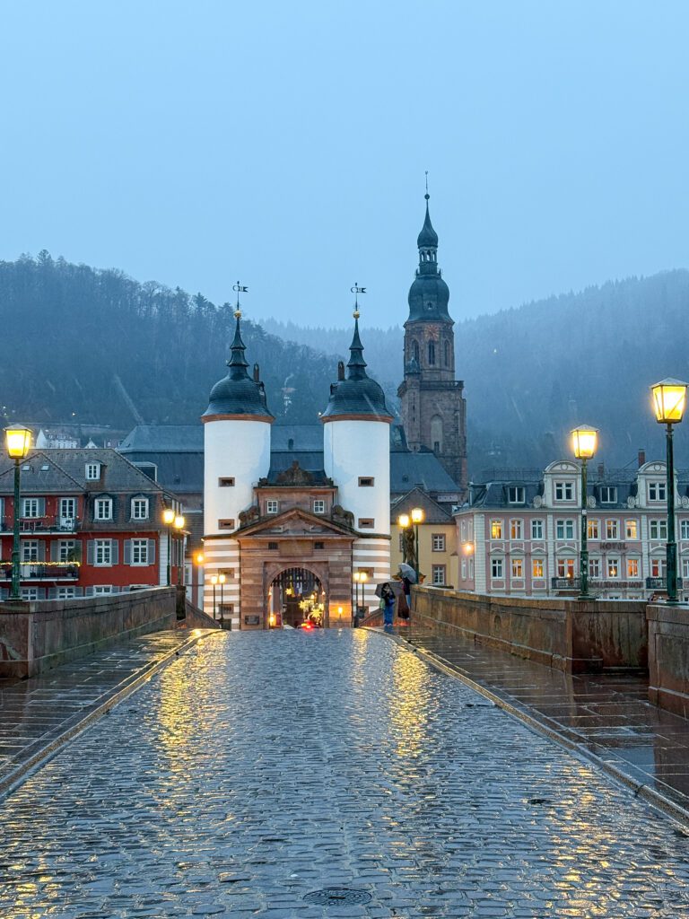 A Complete Heidelberg Germany at Christmas Time Travel Guide | Where to stay in Heidelberg | Best hotels in Heidelberg | 5 star hotels in Heidelberg | Visiting Heidelberg's Christmas Market | Where to eat in Heidelberg | Top 5 things to do in Heidelberg at Christmas Time | Visiting the Heidelberg Castle | Walking the Philosophers Way in Heidelberg | What to see in Heidelberg | How many days should I spend in Heidelberg for the Christmas Markets? | What to wear when visiting Heidelberg Christmas Markets | How to get to Heidelberg | Where else should I visit in Germany after Heidelberg? | Trains in Germany | Reviews of Hutter House - Heidelberg Suites Boutique Hotel