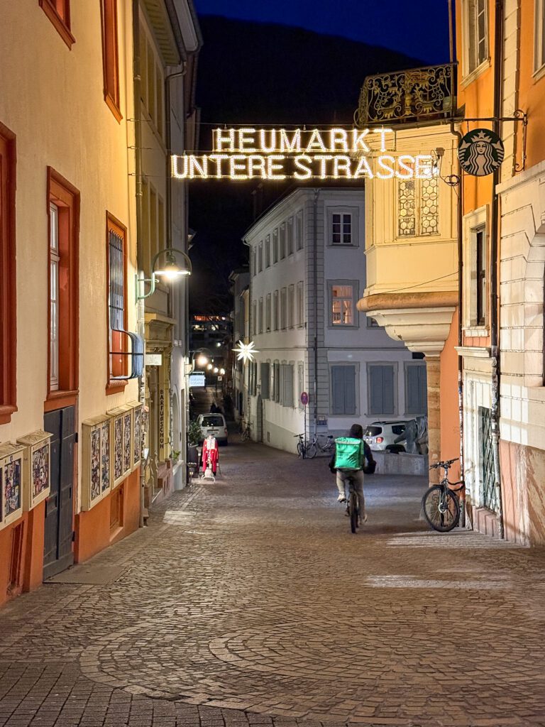 A Complete Heidelberg Germany at Christmas Time Travel Guide | Where to stay in Heidelberg | Best hotels in Heidelberg | 5 star hotels in Heidelberg | Visiting Heidelberg's Christmas Market | Where to eat in Heidelberg | Top 5 things to do in Heidelberg at Christmas Time | Visiting the Heidelberg Castle | Walking the Philosophers Way in Heidelberg | What to see in Heidelberg | How many days should I spend in Heidelberg for the Christmas Markets? | What to wear when visiting Heidelberg Christmas Markets | How to get to Heidelberg | Where else should I visit in Germany after Heidelberg? | Trains in Germany | Reviews of Hutter House - Heidelberg Suites Boutique Hotel
