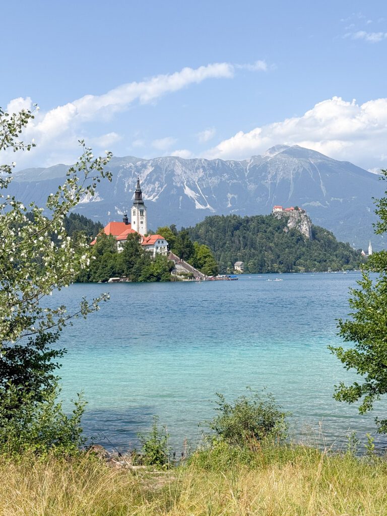 A Ljubljana Slovenia Travel Guide | What to see, do and eat in Ljubljana | Best five star hotel in Ljubljana Slovenia | How many days to visit Slovenia | What are the top sights to see in Ljubljana | Best places to eat in Ljubljana | A ten day Slovenia itinerary including Ljubljana and the Julian Alps | Top things to see in Ljubljana | Best day trips from Ljubljana | What to wear in Slovenia in summer | Top Instagram photo spots in Ljubljana | Best Instaworthy spots in Ljubljana | Where to fly into for Slovenia | A Flytographer photo shoot in Ljubljana