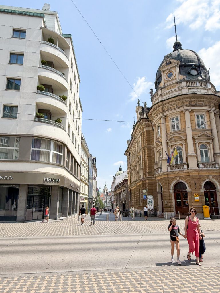 A Ljubljana Slovenia Travel Guide | What to see, do and eat in Ljubljana | Best five star hotel in Ljubljana Slovenia | How many days to visit Slovenia | What are the top sights to see in Ljubljana | Best places to eat in Ljubljana | A ten day Slovenia itinerary including Ljubljana and the Julian Alps | Top things to see in Ljubljana | Best day trips from Ljubljana | What to wear in Slovenia in summer | Top Instagram photo spots in Ljubljana | Best Instaworthy spots in Ljubljana | Where to fly into for Slovenia