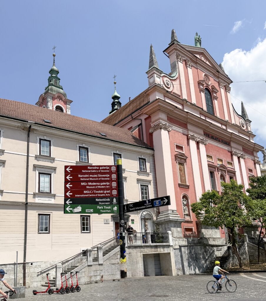 A Ljubljana Slovenia Travel Guide | What to see, do and eat in Ljubljana | Best five star hotel in Ljubljana Slovenia | How many days to visit Slovenia | What are the top sights to see in Ljubljana | Best places to eat in Ljubljana | A ten day Slovenia itinerary including Ljubljana and the Julian Alps | Top things to see in Ljubljana | Best day trips from Ljubljana | What to wear in Slovenia in summer | Top Instagram photo spots in Ljubljana | Best Instaworthy spots in Ljubljana | Where to fly into for Slovenia