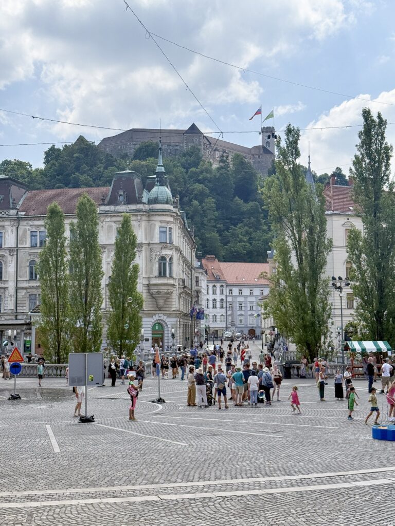 A Ljubljana Slovenia Travel Guide | What to see, do and eat in Ljubljana | Best five star hotel in Ljubljana Slovenia | How many days to visit Slovenia | What are the top sights to see in Ljubljana | Best places to eat in Ljubljana | A ten day Slovenia itinerary including Ljubljana and the Julian Alps | Top things to see in Ljubljana | Best day trips from Ljubljana | What to wear in Slovenia in summer | Top Instagram photo spots in Ljubljana | Best Instaworthy spots in Ljubljana | Where to fly into for Slovenia