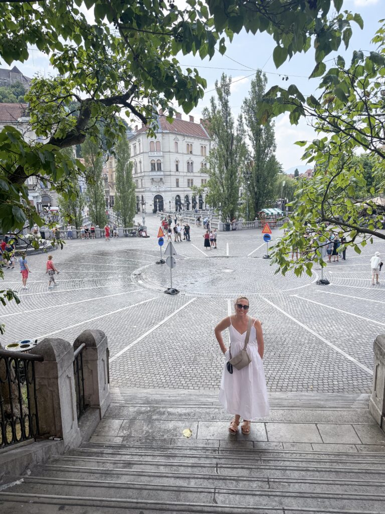 A Ljubljana Slovenia Travel Guide | What to see, do and eat in Ljubljana | Best five star hotel in Ljubljana Slovenia | How many days to visit Slovenia | What are the top sights to see in Ljubljana | Best places to eat in Ljubljana | A ten day Slovenia itinerary including Ljubljana and the Julian Alps | Top things to see in Ljubljana | Best day trips from Ljubljana | What to wear in Slovenia in summer | Top Instagram photo spots in Ljubljana | Best Instaworthy spots in Ljubljana | Where to fly into for Slovenia