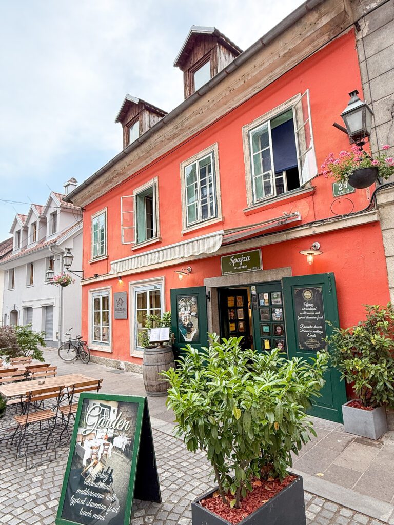 A Ljubljana Slovenia Travel Guide | What to see, do and eat in Ljubljana | Best five star hotel in Ljubljana Slovenia | How many days to visit Slovenia | What are the top sights to see in Ljubljana | Best places to eat in Ljubljana | A ten day Slovenia itinerary including Ljubljana and the Julian Alps | Top things to see in Ljubljana | Best day trips from Ljubljana | What to wear in Slovenia in summer | Top Instagram photo spots in Ljubljana | Best Instaworthy spots in Ljubljana | Where to fly into for Slovenia