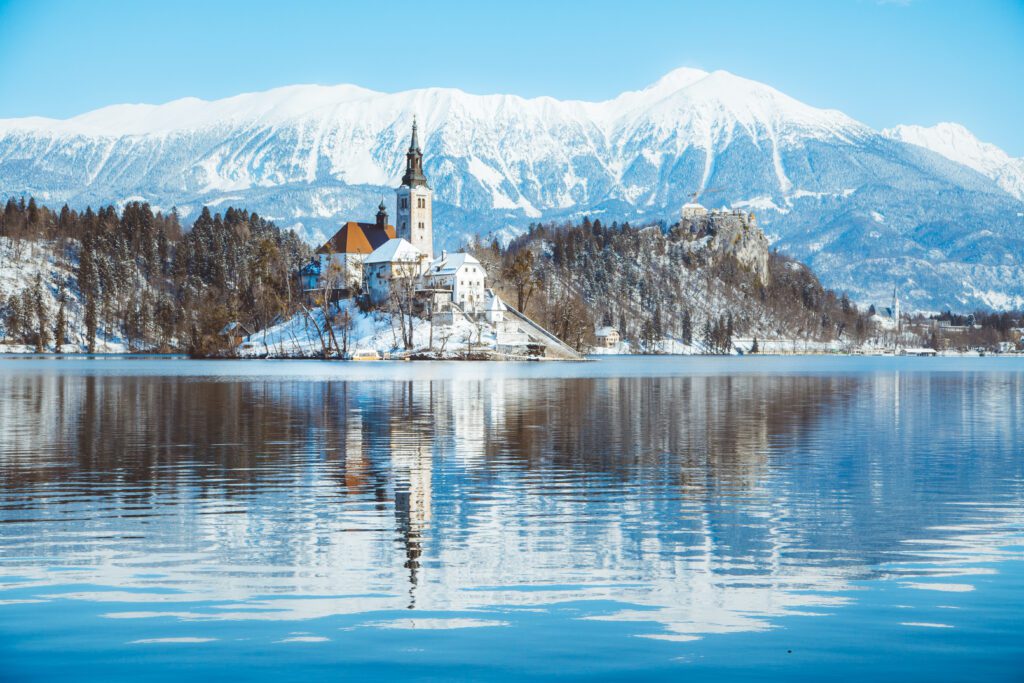 The best day trip guide to Lake Bled Slovenia | How to get to Lake Bled | How long do I need in Lake Bled Slovenia | Is Lake Bled worth it | A 10 day Slovenia itinerary that includes Lake Bled | What to do in Lake Bled 