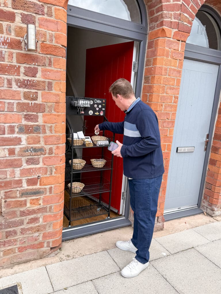 The Ultimate Liverpool England Travel Guide | What to do in Liverpool England | Best hotels in Liverpool England | 5 star hotels in Liverpool | Top things to do in Liverpool England | Best Beatles sights in Liverpool | Best private Beatles tour in Liverpool | The Cavern Club during International Beatles Week in August |  should you do a private beatles tour in Liverpool |  Fab 4 Taxi Tour for Beatles sights in Liverpool |  Ringo Starr's Childhood home 