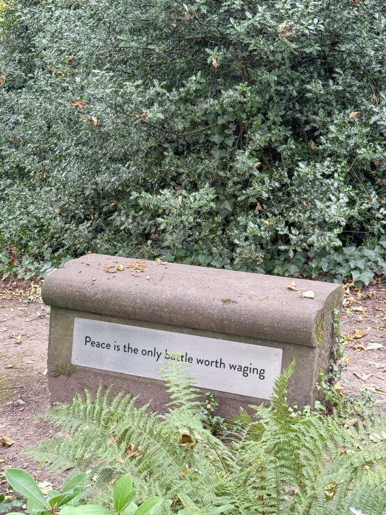 The Ultimate Liverpool England Travel Guide | What to do in Liverpool England | Best hotels in Liverpool England | 5 star hotels in Liverpool | Top things to do in Liverpool England | Best Beatles sights in Liverpool | Best private Beatles tour in Liverpool | How many days do you need in Liverpool 