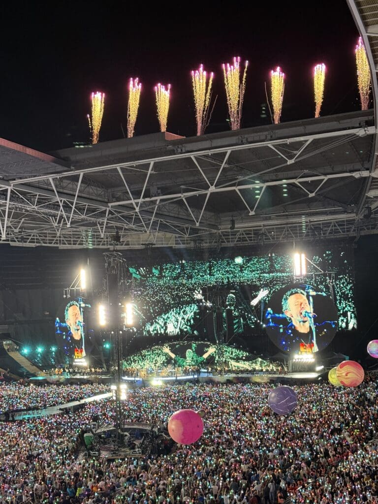 The Ultimate Liverpool England Travel Guide | What to do in Liverpool England | Best hotels in Liverpool England | 5 star hotels in Liverpool | Top things to do in Liverpool England | Best Beatles sights in Liverpool | Best private Beatles tour in Liverpool | Coldplay concert at Wembley 