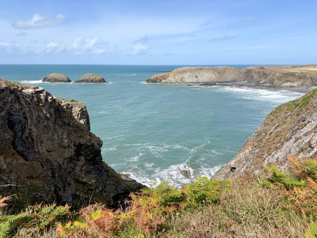 How to spend 5 days in Wales | Best places to stay in Wales | How many days do I need in Wales | Nicest hotels in Wales | best 5 star hotels in Wales | top things to see in Wales | what to do in Cardiff | National Parks in Wales | Top photo spots in Wales | How to get to Wales | Best airport for Wales | Driving in Wales | Best time of year to visit Wales | Pale Hall 5 star hotel in Wales | 5 star luxury hotels in Cardiff Wales | Castles in Wales | Pembrokeshire Coast Wales