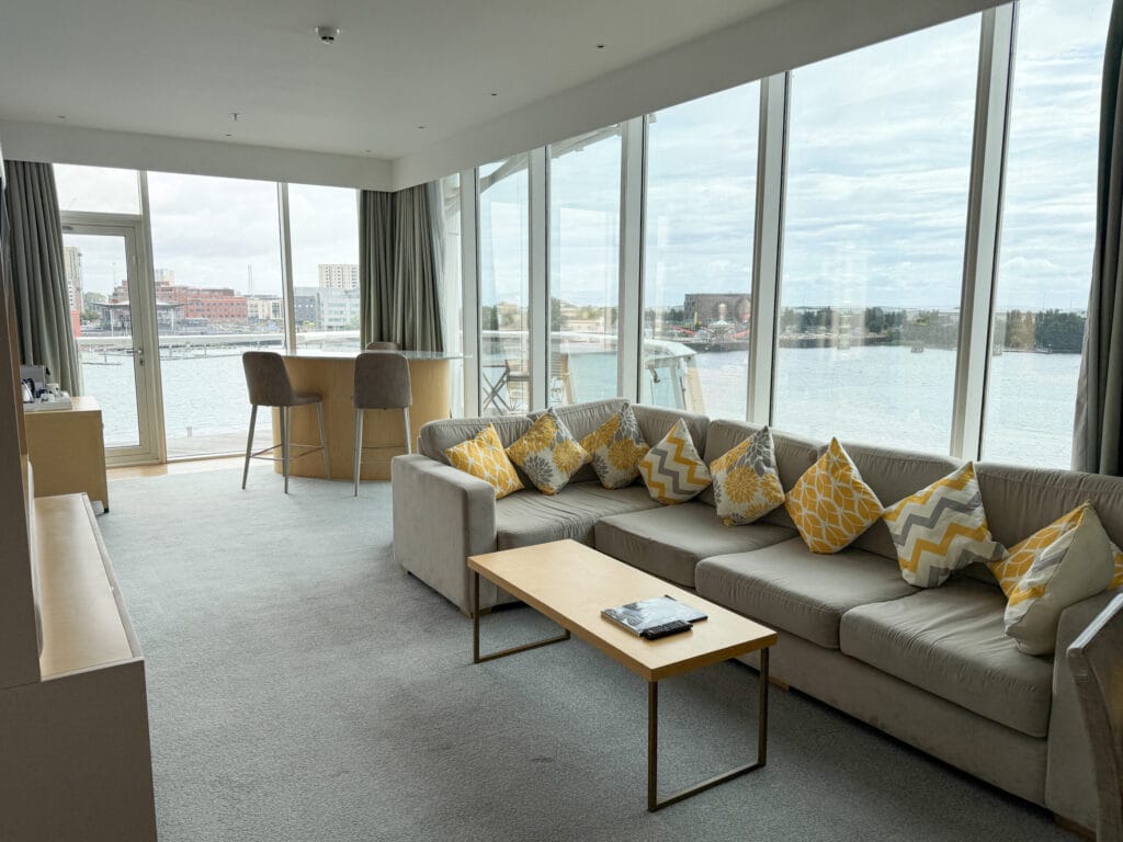 How to spend 5 days in Wales | Best places to stay in Wales | How many days do I need in Wales | Nicest hotels in Wales | best 5 star hotels in Wales | top things to see in Wales | what to do in Cardiff | National Parks in Wales | Top photo spots in Wales | How to get to Wales | Best airport for Wales | Driving in Wales | Best time of year to visit Wales | Pale Hall 5 star hotel in Wales | 5 star luxury hotels in Cardiff Wales