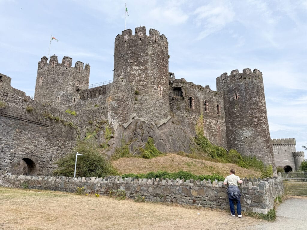 How to spend 5 days in Wales | Best places to stay in Wales | How many days do I need in Wales | Nicest hotels in Wales | best 5 star hotels in Wales | top things to see in Wales | what to do in Cardiff | National Parks in Wales | Top photo spots in Wales | How to get to Wales | Best airport for Wales | Driving in Wales | Best time of year to visit Wales | Pale Hall 5 star hotel in Wales | 5 star luxury hotels in Cardiff Wales | Castles in Wales