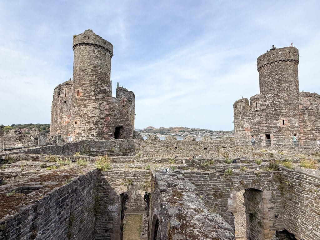 How to spend 5 days in Wales | Best places to stay in Wales | How many days do I need in Wales | Nicest hotels in Wales | best 5 star hotels in Wales | top things to see in Wales | what to do in Cardiff | National Parks in Wales | Top photo spots in Wales | How to get to Wales | Best airport for Wales | Driving in Wales | Best time of year to visit Wales | Pale Hall 5 star hotel in Wales | 5 star luxury hotels in Cardiff Wales | Castles in Wales