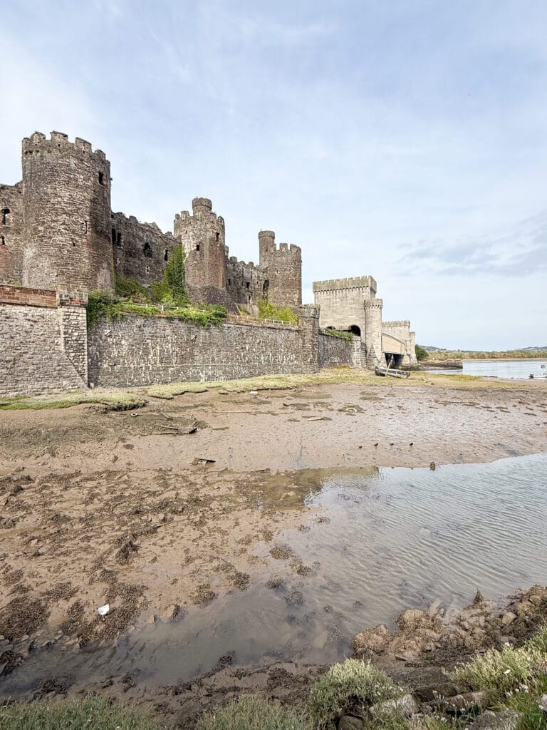 How to spend 5 days in Wales | Best places to stay in Wales | How many days do I need in Wales | Nicest hotels in Wales | best 5 star hotels in Wales | top things to see in Wales | what to do in Cardiff | National Parks in Wales | Top photo spots in Wales | How to get to Wales | Best airport for Wales | Driving in Wales | Best time of year to visit Wales | Pale Hall 5 star hotel in Wales | 5 star luxury hotels in Cardiff Wales | Castles in Wales