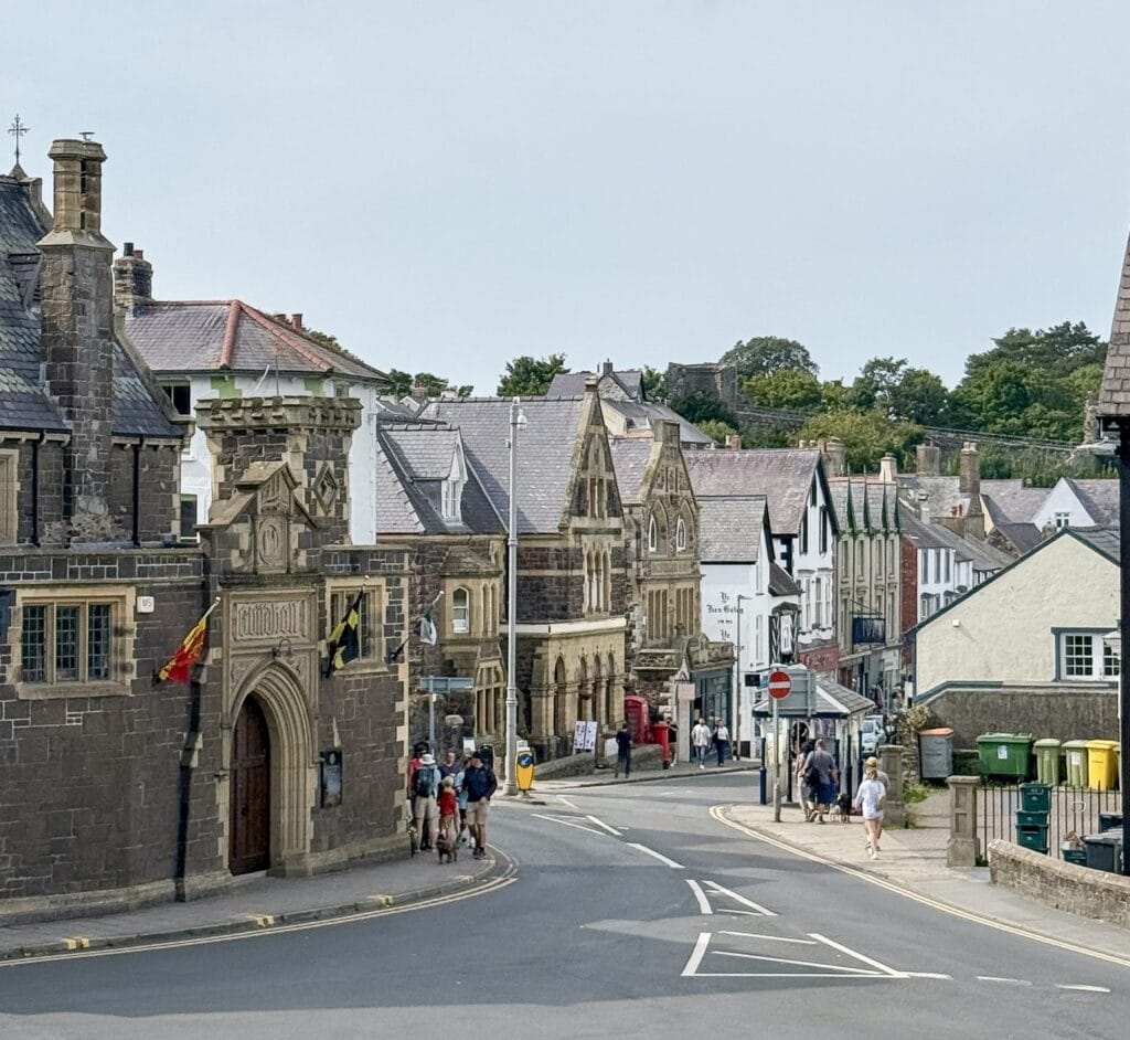 How to spend 5 days in Wales | Best places to stay in Wales | How many days do I need in Wales | Nicest hotels in Wales | best 5 star hotels in Wales | top things to see in Wales | what to do in Cardiff | National Parks in Wales | Top photo spots in Wales | How to get to Wales | Best airport for Wales | Driving in Wales | Best time of year to visit Wales | Pale Hall 5 star hotel in Wales | 5 star luxury hotels in Cardiff Wales | Castles in Wales