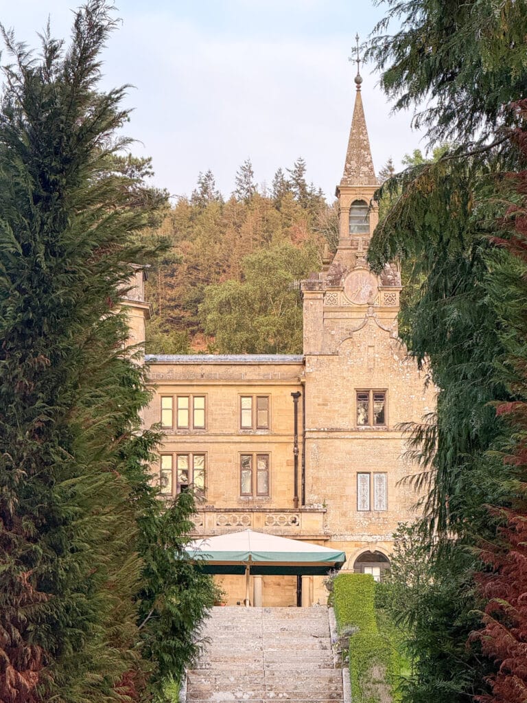 How to spend 5 days in Wales | Best places to stay in Wales | How many days do I need in Wales | Nicest hotels in Wales | best 5 star hotels in Wales | top things to see in Wales | what to do in Cardiff | National Parks in Wales | Top photo spots in Wales | How to get to Wales | Best airport for Wales | Driving in Wales | Best time of year to visit Wales | Pale Hall 5 star hotel in Wales